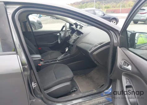 2015 Ford Focus Se из США, поврежденный, VIN 1FADP3K22FL301461